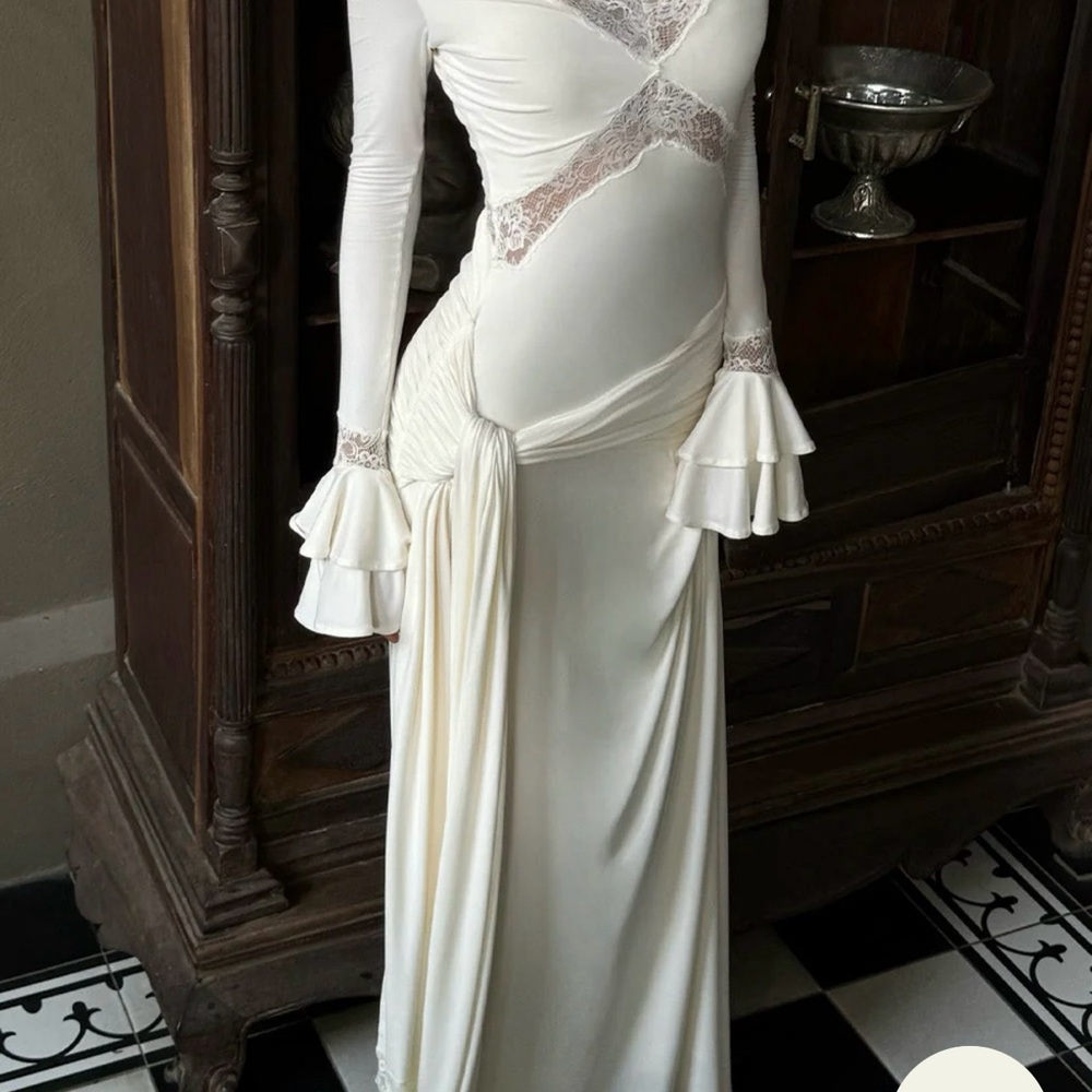 MESHKI Electra Elegant Cream Long Sleeve Gown with Lace Details
